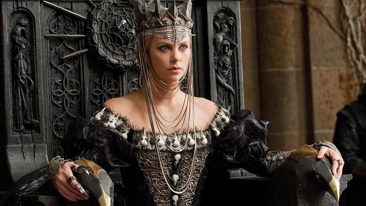 Snow White And The Huntsman (2012) Review 4