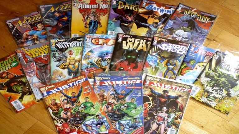 5 DC Comics You Need to Read