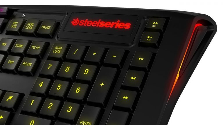 SteelSeries Apex Gaming Keyboard Review 1