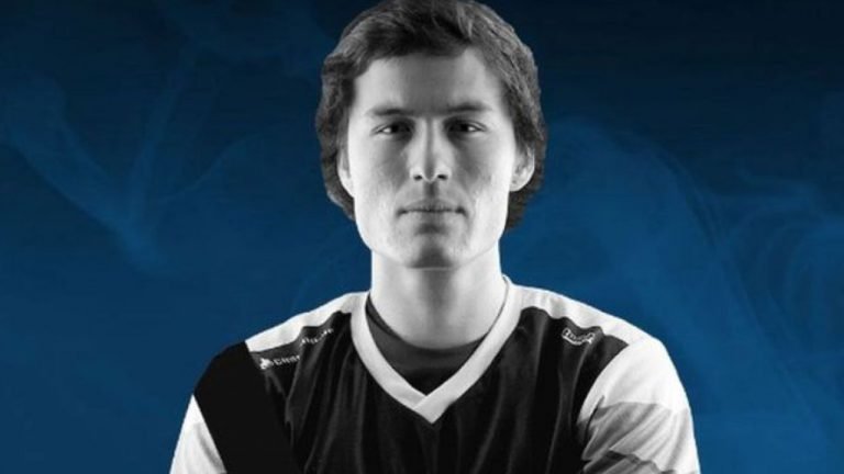 Pro Call of Duty Player Phillip 'PHiZZURP' Klemenov Dies After Tragic Car Accident 6