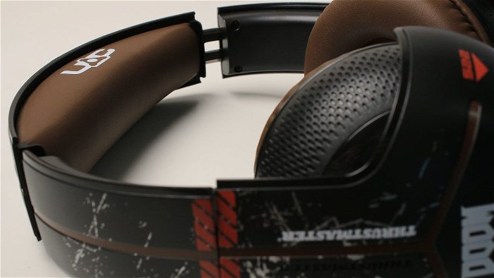 Thrustmaster Headset 300Cpx Doom Edition (Hardware) Review 4