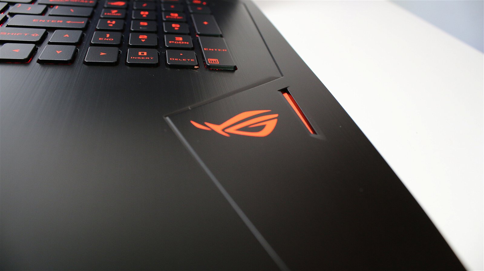 Asus Gl702M Gaming Notebook (Hardware) Review