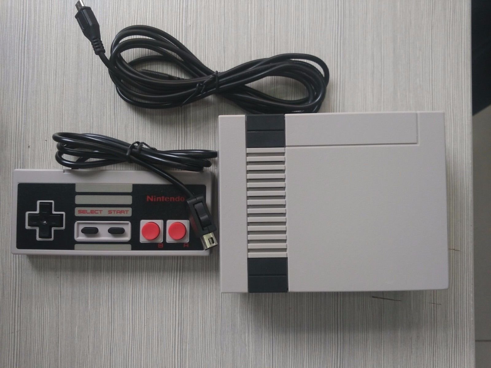 Alleged Nintendo Nes Classic Knock-Off Spotted In The Wild 1