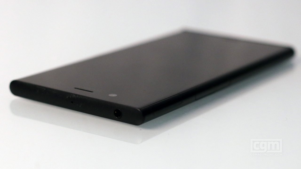 Sony Xperia Xz1 (Smartphone) Review – Boringly Great 5