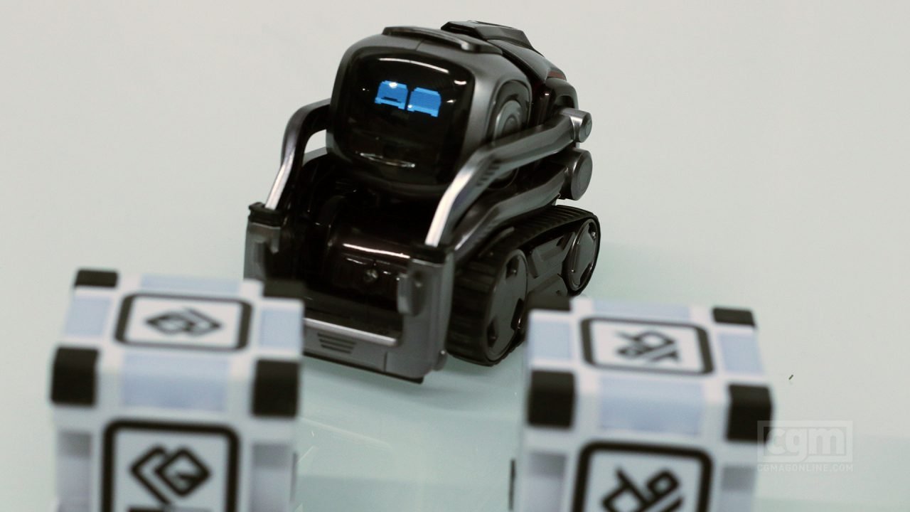 Cozmo (Toy) Review – A Magical Robot Buddy 2