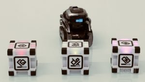 Cozmo (Toy) Review – A Magical Robot Buddy 6