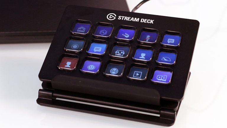 Elgato Stream Deck (Hardware) Review: A Broadcast Suite in the Palm of Your Hand 8
