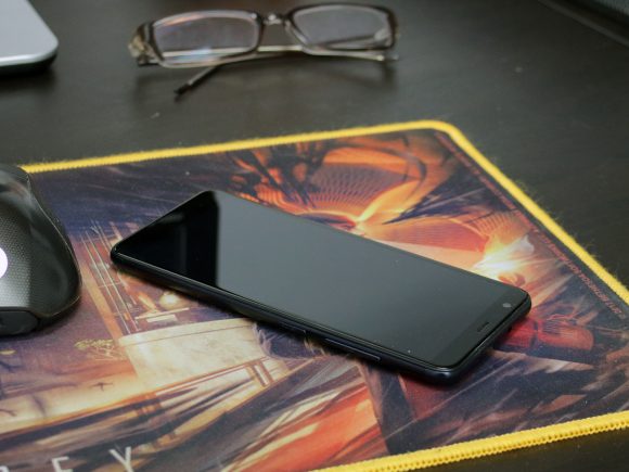 Asus ZenFone Max Plus (Smartphone) Review 3