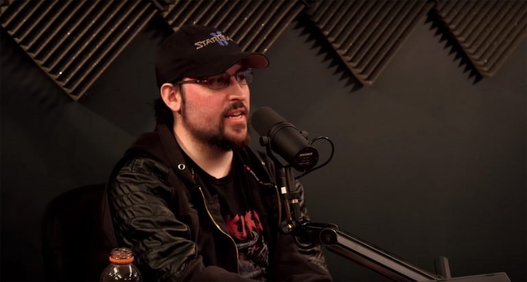 Youtuber John "TotalBiscuit" Bain Losses his Battle With Cancer at Age 33
