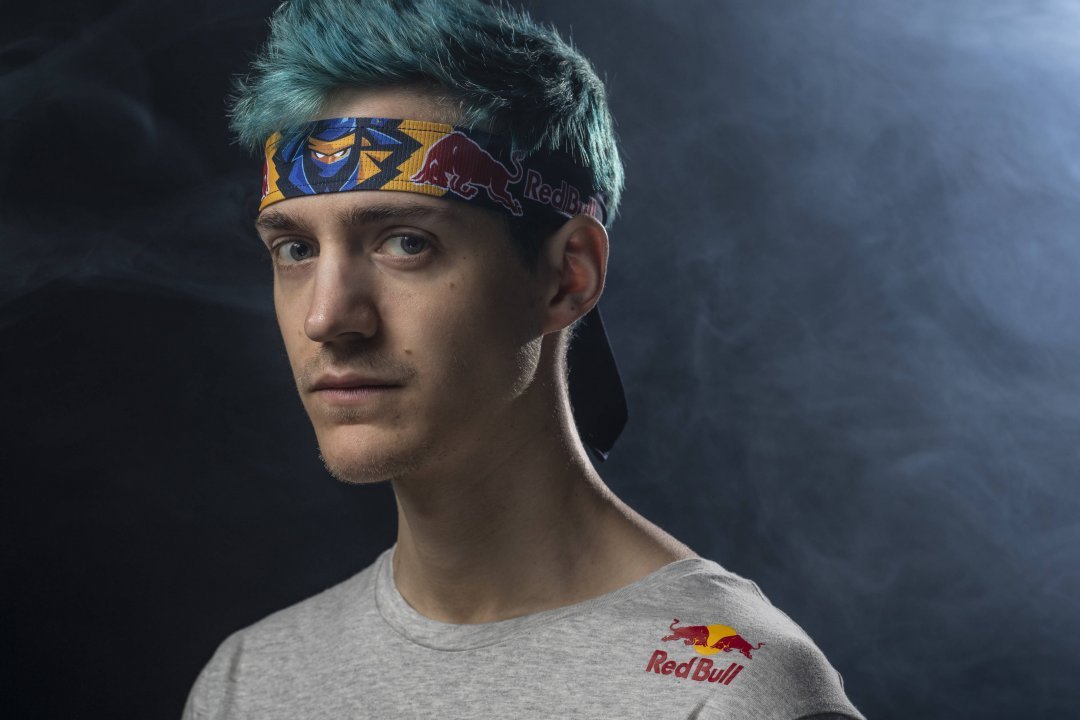 Grundlægger forsikring Uddrag Red Bull's Ninja sponsorship sells out Fortnite tourney.