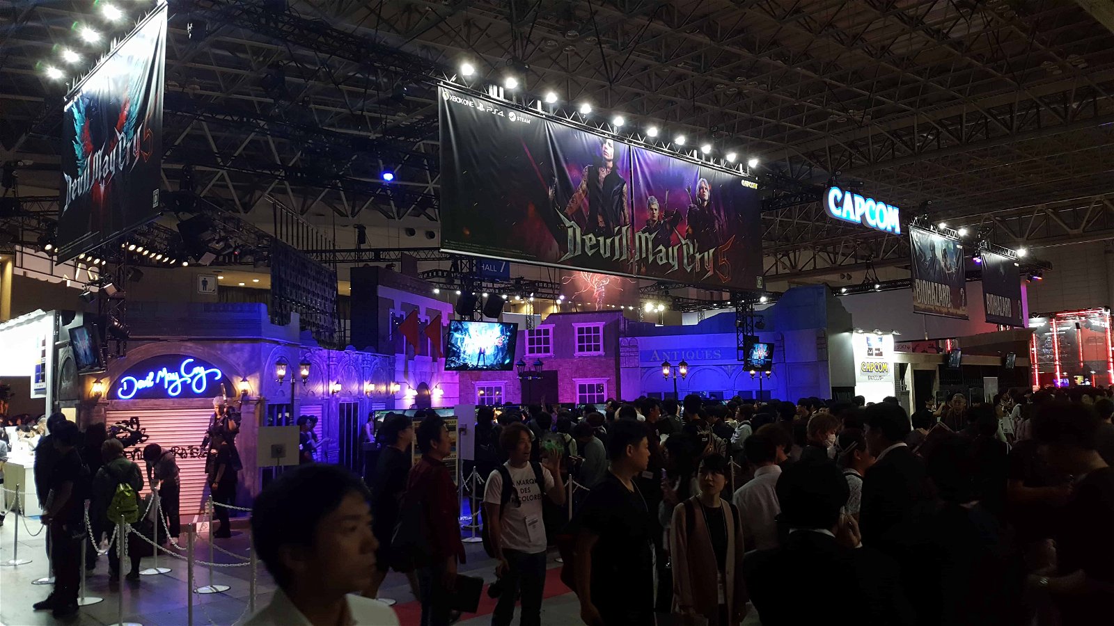 Capcom'S Booth Featured Devil May Cry 5 And Resident Evil 2