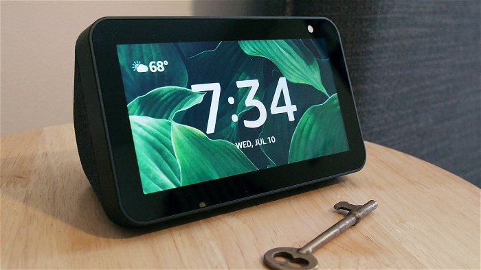 Echo Show 5 Review 1280X720 - Holiday Gift Guide: Best Smart Tech Devices 2019
