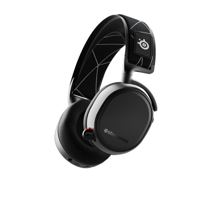 Steelseries Arctis 9 Wireless Headphone Review 7