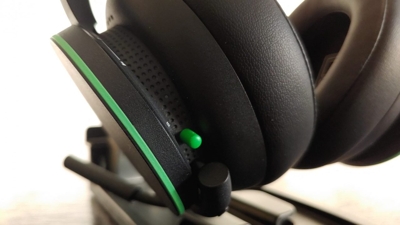 Xbox Wireless Headset Review 1
