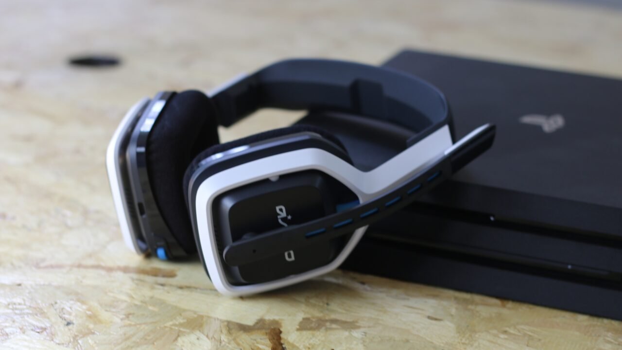 Astro A20 Wireless Headset Review 1