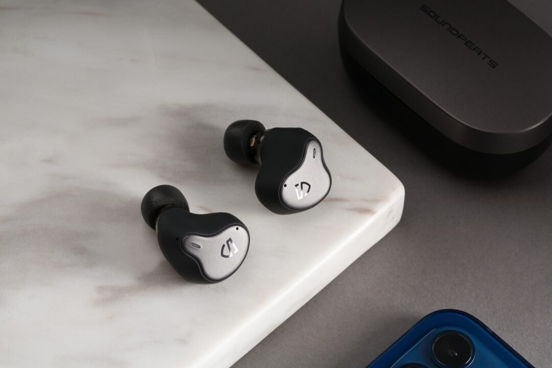 SOUNDPEATS H1 Wireless Earbuds Review - CGMagazine
