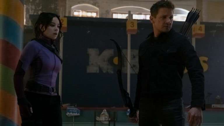 Hawkeye Episode 1-2 Review