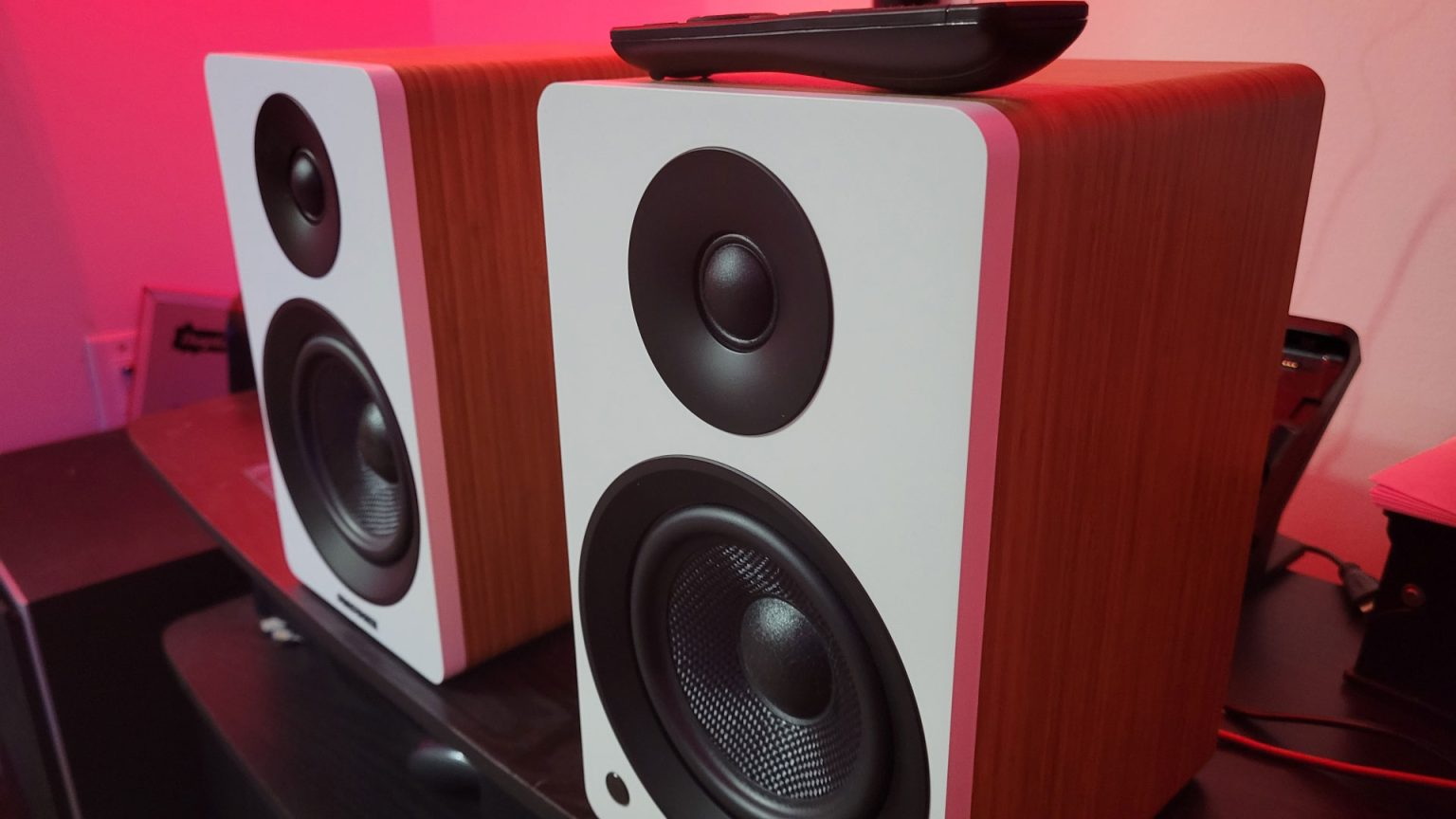 Fluance Ai41 5” Stereo Bookshelf Speakers CGMagazine