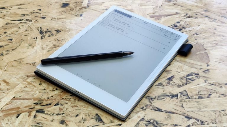 Sony Digital Paper tablet Review 