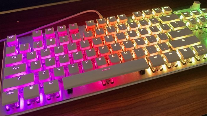 Roccat Vulcan Tkl Pro Keyboard Review 3