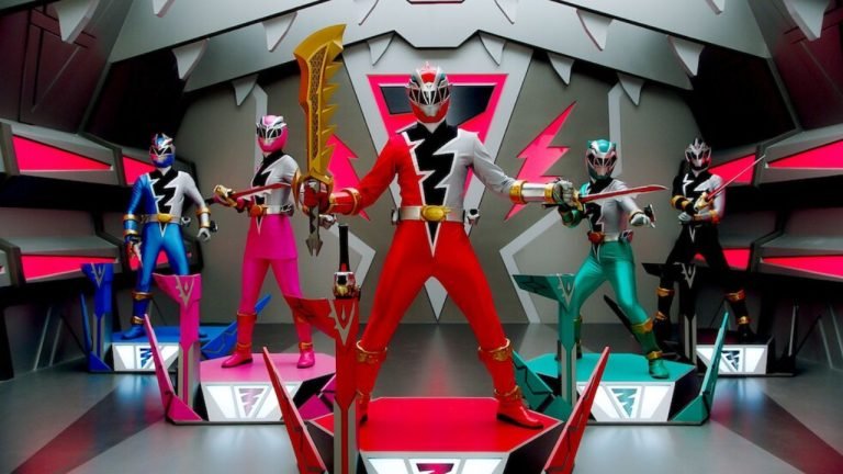 A New Age of Power Rangers with Power Rangers Dino Fury