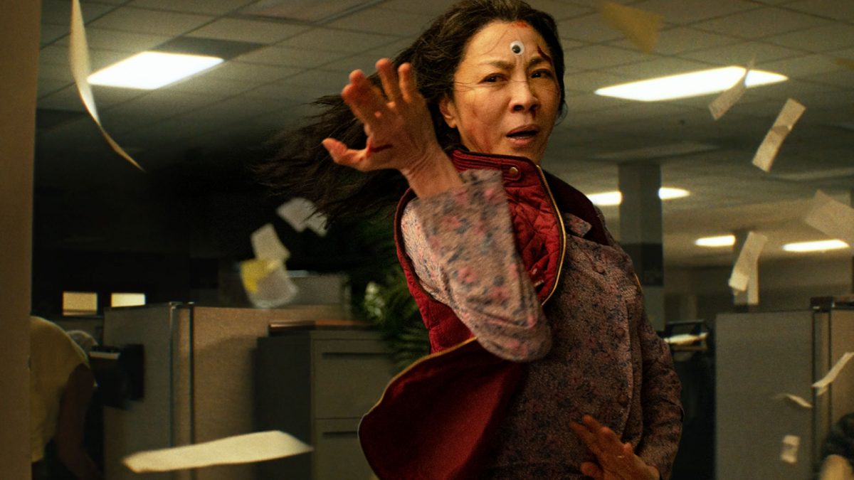 Everything, Everywhere, All At Once (2022) Review 1