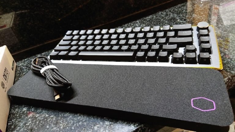 Cooler Master CK721 Gaming (Mechanical) Keyboard Review