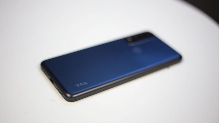 Tcl 30 Xe 5G Smartphone Review 2