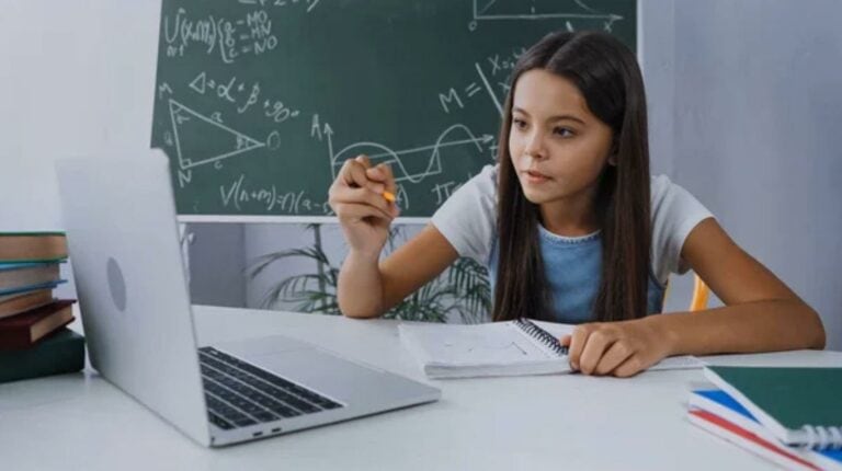 Best Gadgets to Use for Homeschooling