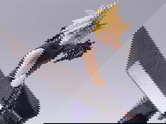 Square Enix Announces it's Selling a Final Fantasy VII Cloud Figure that comes with an NFT