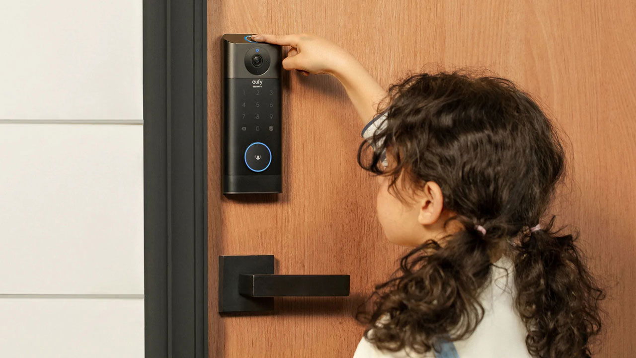 Smart Home Security: How To Keep Your Home Safe (Updated 2024) Smart Home Security: How To Keep Your Home Safe