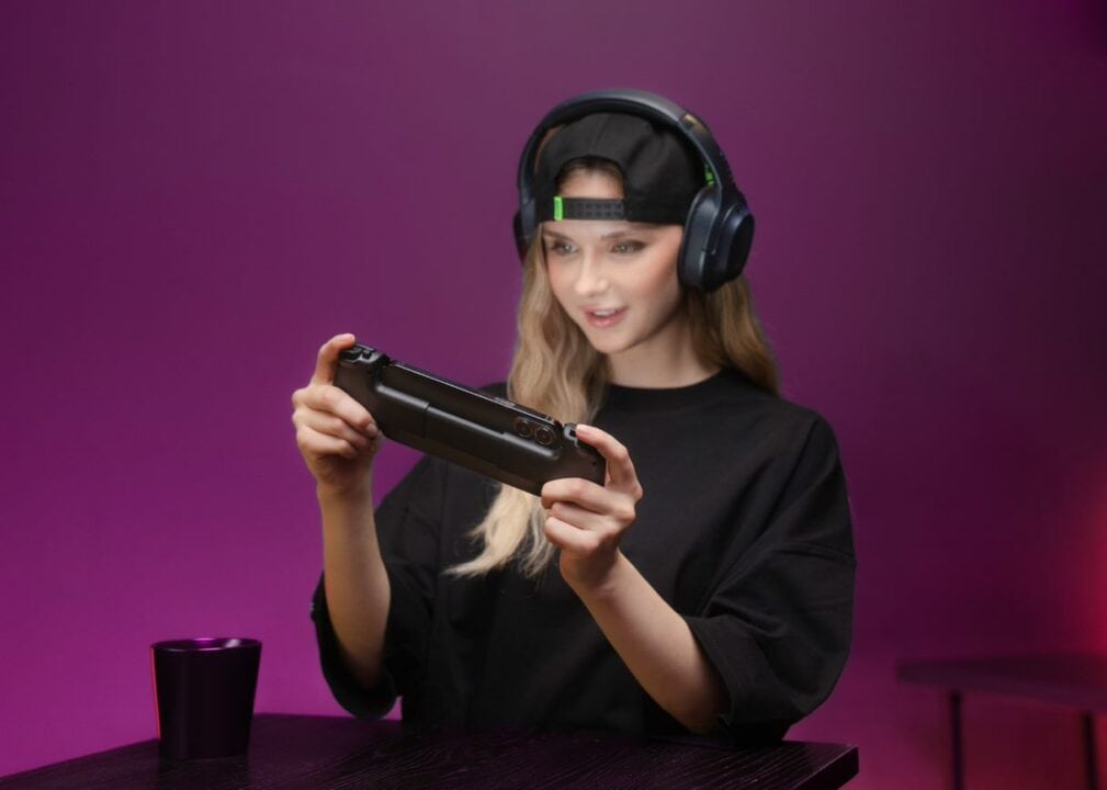Razer Reveals Kishi V2 For Iphone As A Big Console Experience On-The-Go Razer Reveals Kishi V2 For Iphone As A Big Console Experience On-The-Go