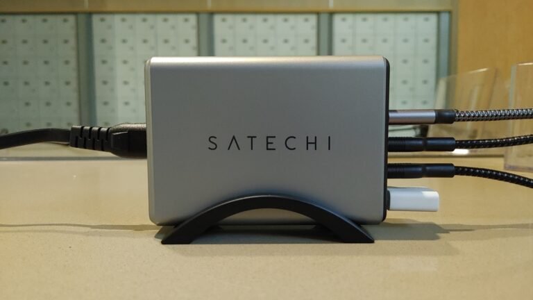 Satechi ST-UC165M 165W USB-C 4 Port PD GAN Charger Review 3