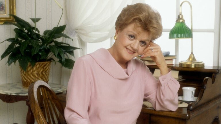 murder-she-wrote-actress-angela-lansbury-dead-at-96 541724