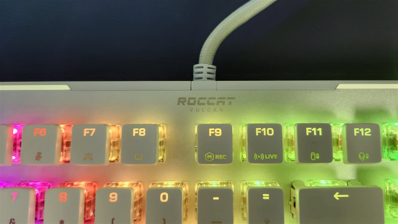 ROCCAT Vulcan II MAX Gaming Keyboard Review
