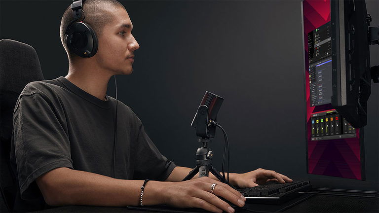 The Benefits of Using Condenser Microphones for Recording Vocals