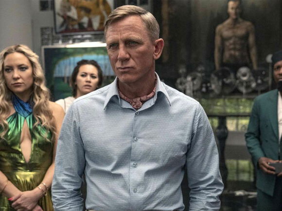 glass onion a knives out mystery 2022 review 957615