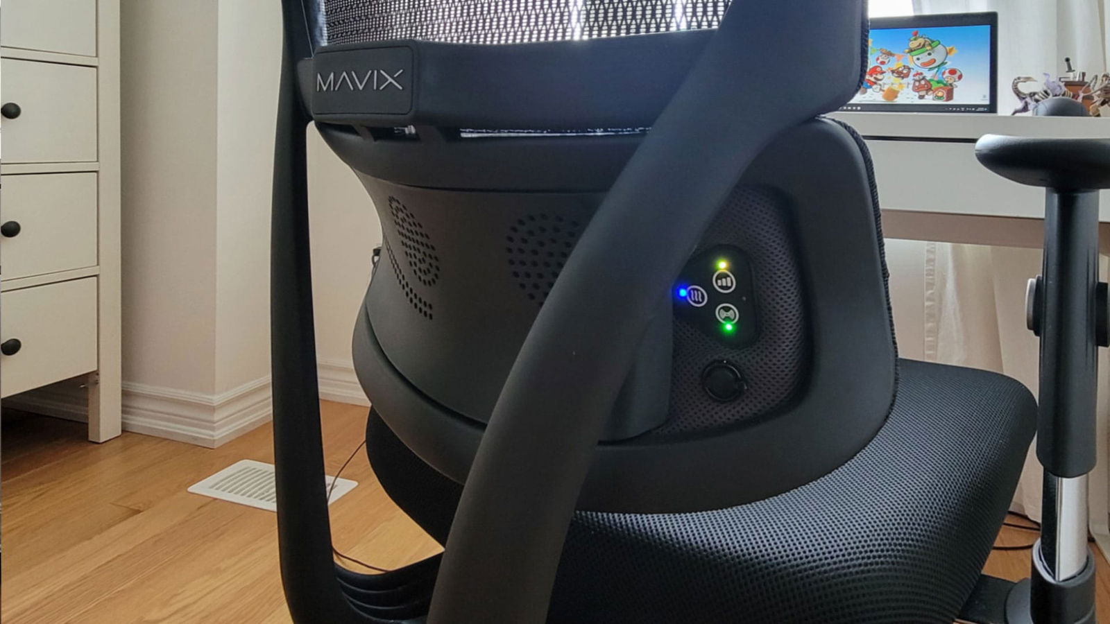 MAVIX M4 Gaming Chair Review CGMagazine