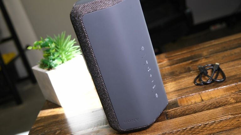 Sony SRS-XE300 Wireless Speaker Review