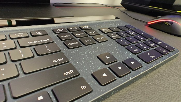 Full-Size Wireless EcoSmart™ Keyboard