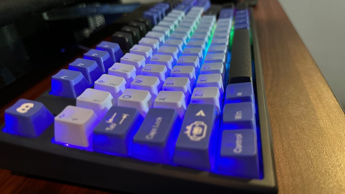 Kono Discord TKL Mechanical Keyboard Review CGMagazine