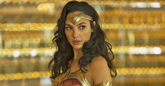 Gal Gadot Sweetly Dodges Question About Her Future In Dcu As Wonder Woman 001