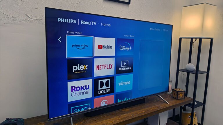 55" Philips QLED Roku TV (2023) Review
