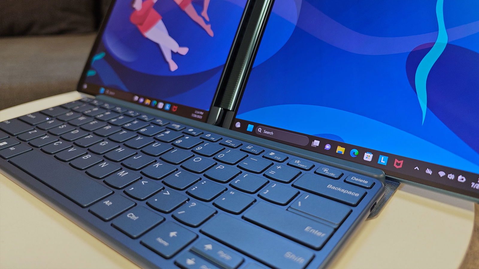 Lenovo Yoga Book 9I Laptop Review Lenovo Yoga Book 9I Laptop Review