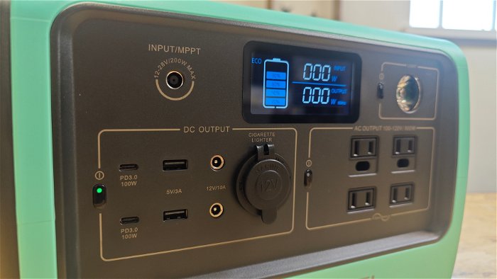 Bluetti-Eb70S-Portable-Power-Station-Review 2023-10-25_20-05-37_788371