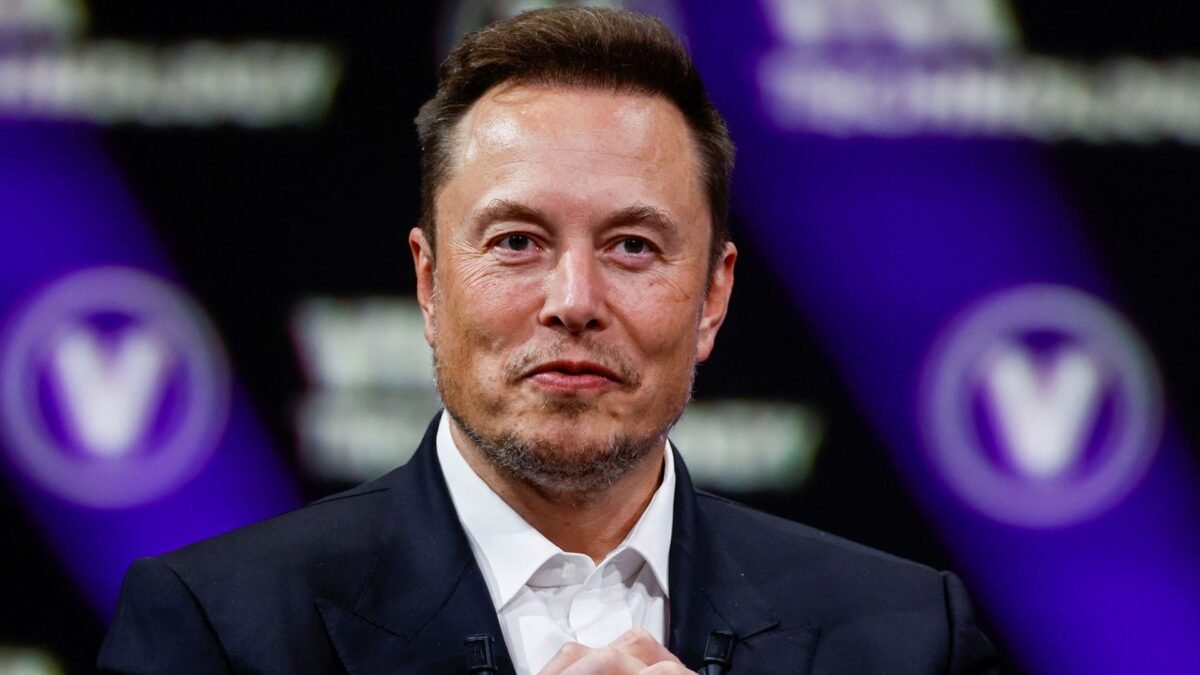 Elon Musk Biopic Coming From A24 and Darren Aronofsky