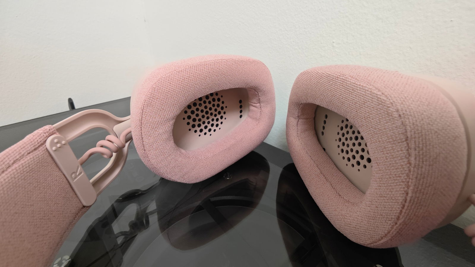 Logitech Zone Vibe 100 Wireless Headset Review