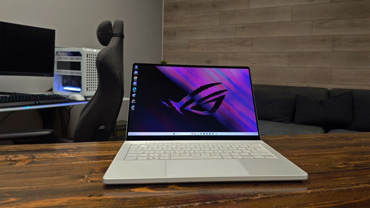 CES 2024 ASUS Zephyrus G14 2024 HandsOn Preview A New Era of Gaming