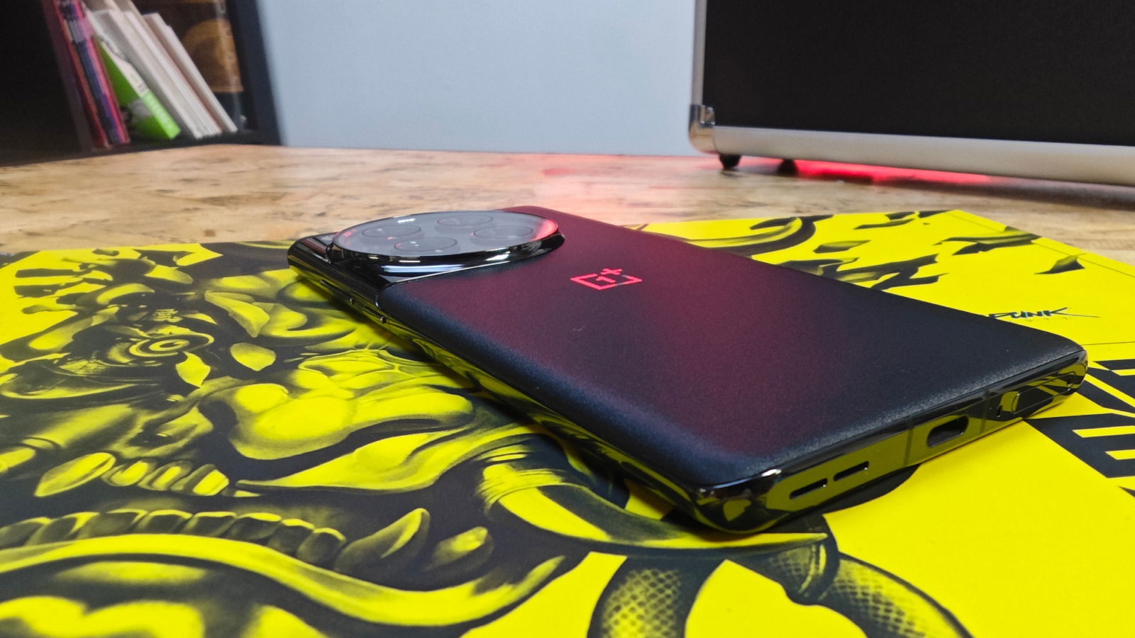 Oneplus 12 Smartphone Review