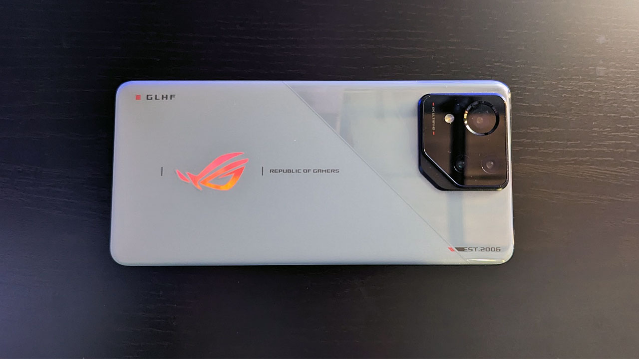 Rog Phone 8 Smartphone Review